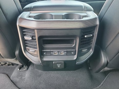 Used 2025 RAM 1500 Laramie image 11