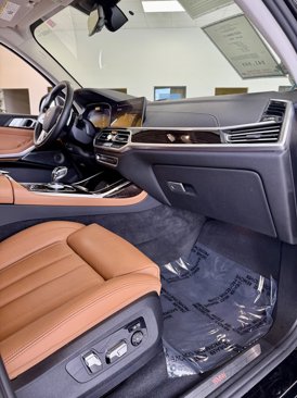 Used 2020 BMW X7 xDrive40i w/ Executive Package image 12