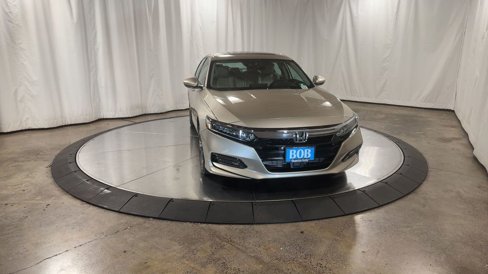 Used 2018 Honda Accord EX image 5
