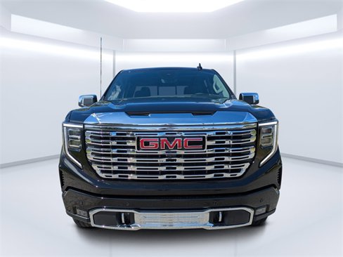 New 2026 GMC Sierra 1500 Denali w/ Denali Reserve Package image 3