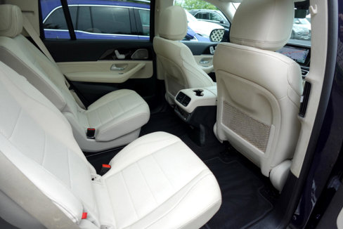 Used 2022 Mercedes-Benz GLS 450 4MATIC image 17