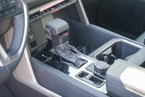 New 2025 Toyota Tundra Limited image 24