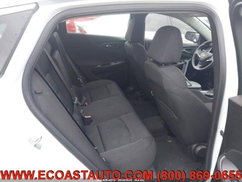 Used 2025 Chevrolet Malibu LT image 13