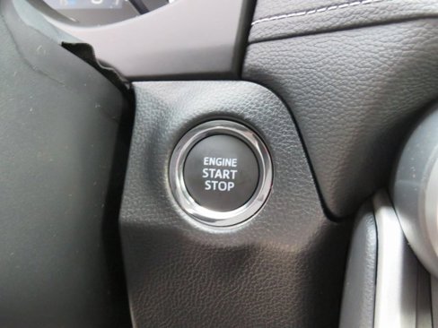 New 2025 Toyota RAV4 XLE image 29