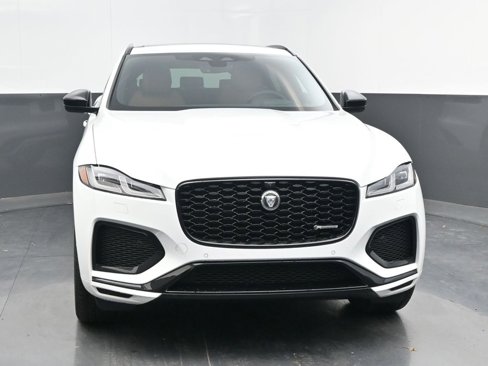 New 2025 Jaguar F-PACE R-Dynamic S image 2