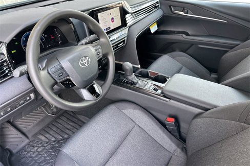 New 2026 Toyota Camry LE image 10