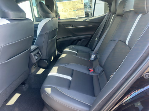 New 2026 Toyota Camry Hybrid w/ Convenience Package image 15