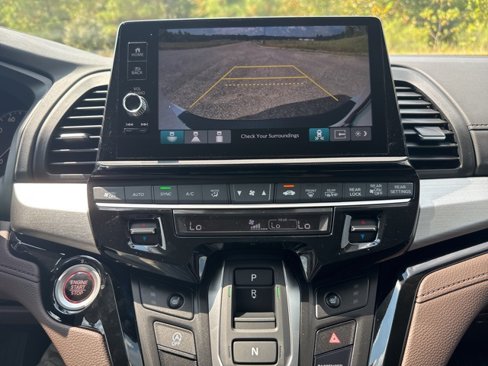 New 2026 Honda Odyssey Touring image 25