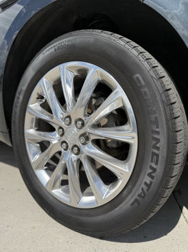 Used 2020 Buick Enclave Premium w/ Sun and Sites Package image 8