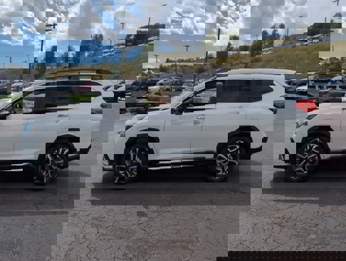 Certified 2025 Subaru Ascent Touring w/ Popular Package #2 image 4