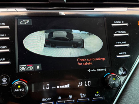 Used 2018 Toyota Camry XSE w/ Driver Assist Package image 16