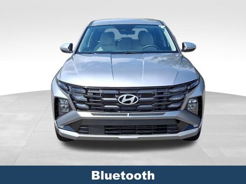 Used 2025 Hyundai Tucson SE image 3