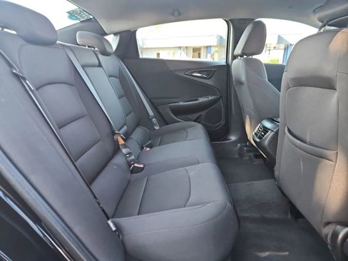 Used 2023 Chevrolet Malibu LT image 17