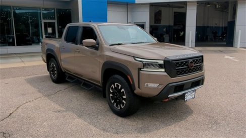 Used 2023 Nissan Frontier PRO-4X w/ Technology Package image 2