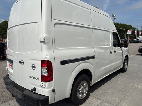 Used 2021 Nissan NV 3500 SV image 5