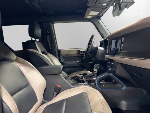 Used 2024 Ford Bronco Wildtrak image 14