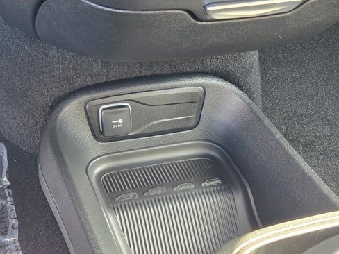 New 2026 Chrysler Pacifica Select image 30