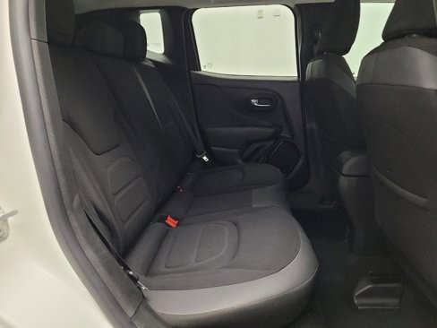 Used 2017 Jeep Renegade Altitude image 19