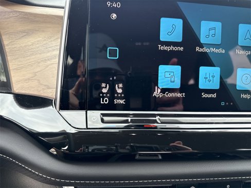 New 2025 Volkswagen Atlas SE image 34