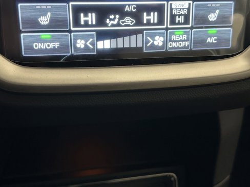 New 2025 Subaru Ascent Limited image 17