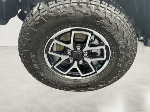 New 2025 Jeep Gladiator Rubicon w/ Convenience Group image 22