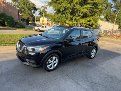 Used 2019 Nissan Kicks S image 6