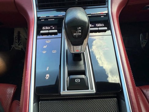 Used 2018 Porsche Panamera 4S image 30