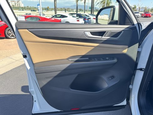 Certified 2024 Volkswagen Atlas Cross Sport SE w/ Panoramic Sunroof Package image 13
