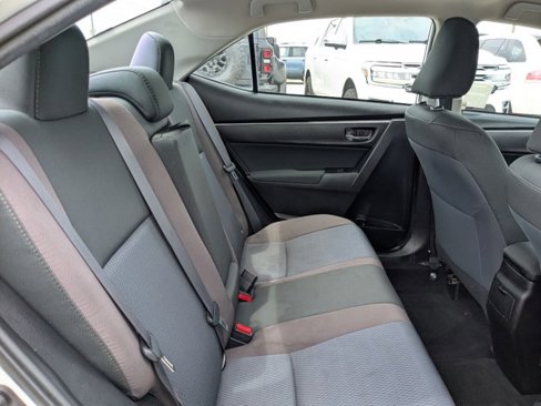 Used 2017 Toyota Corolla LE image 16