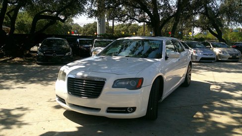 Used 2014 Chrysler 300 S image 3