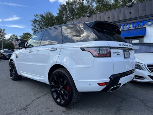 Used 2020 Land Rover Range Rover Sport HST image 4