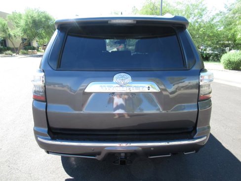 Used 2021 Toyota 4Runner Limited image 3