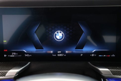 Used 2024 BMW 740i image 14