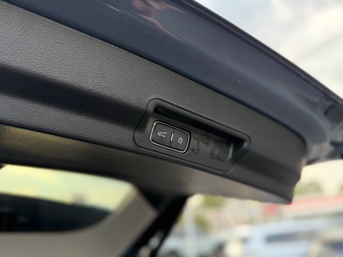 Used 2025 Ford Explorer Active w/ Active Comfort Package image 26