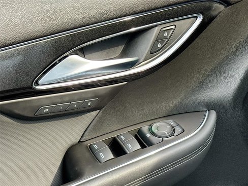 Used 2024 Buick Envision Preferred image 19
