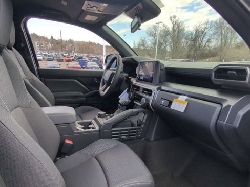 New 2025 Toyota 4Runner SR5 image 18