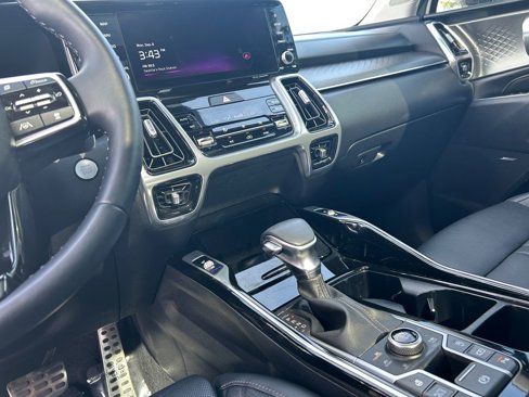 Used 2023 Kia Sorento SX image 20