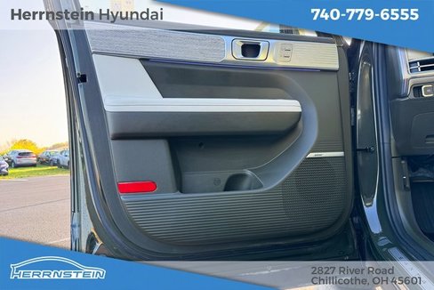 Used 2025 Hyundai Santa Fe Calligraphy image 14
