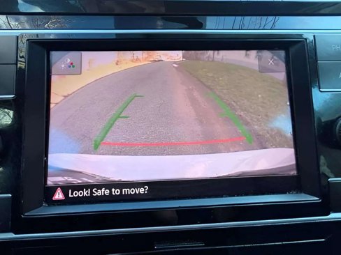 Used 2019 Volkswagen Tiguan S image 20