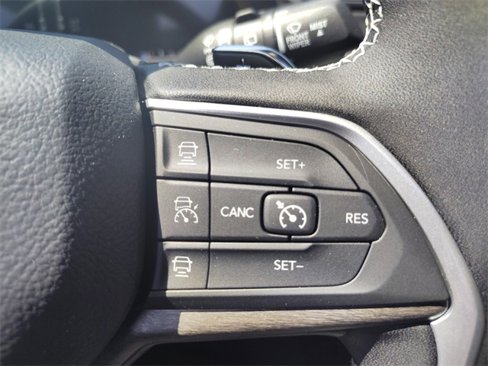 New 2025 Jeep Grand Cherokee Limited w/ Luxury Tech Group II image 20