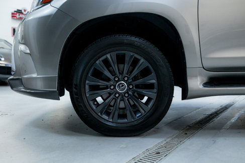 Used 2023 Lexus GX 460 Premium image 39