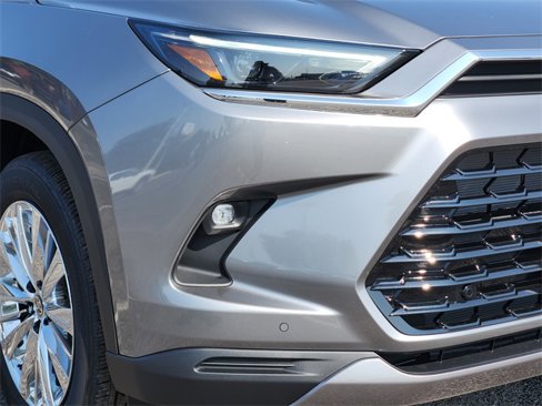 New 2025 Toyota Grand Highlander AWD image 6