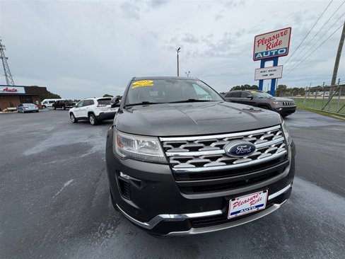 Used 2018 Ford Explorer Limited image 9