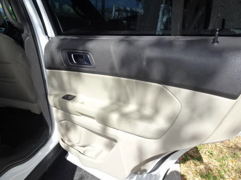 Used 2015 Ford Explorer FWD image 27