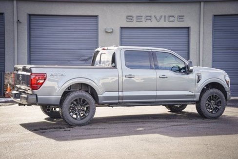 Used 2024 Ford F150 Platinum image 7