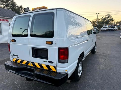 Used 2014 Ford E-150 and Econoline 150 w/ Power Group image 2