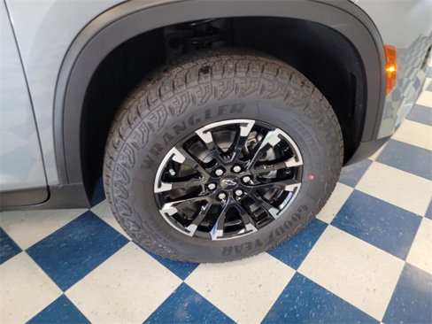 New 2026 Chevrolet Traverse Z71 w/ Enhanced Driving Package image 16