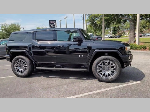 New 2025 GMC Hummer EV 3X image 28
