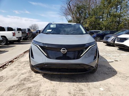 New 2025 Nissan Ariya AWD image 10