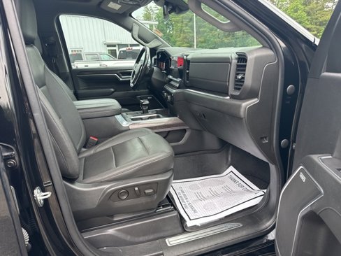 Used 2023 Chevrolet Silverado 1500 LTZ image 13